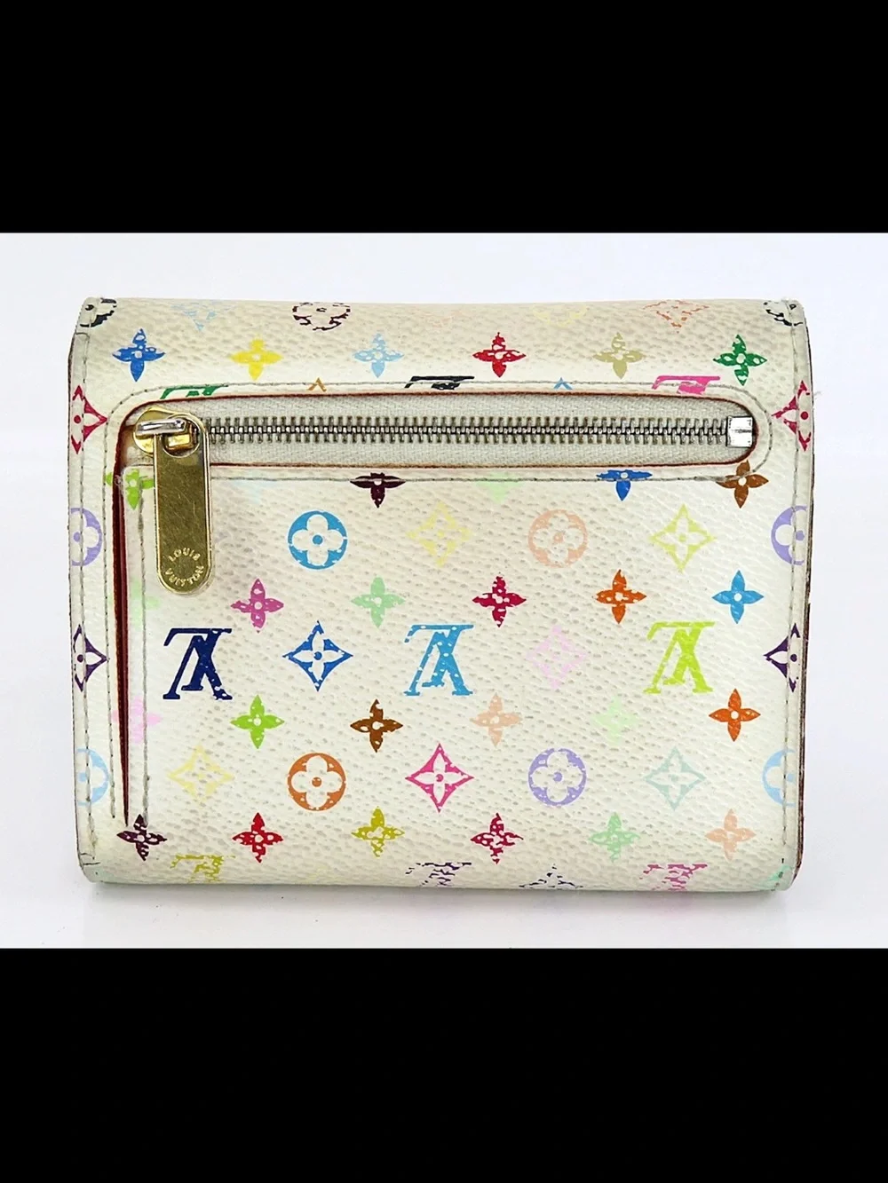 Louis Vuitton compact louis